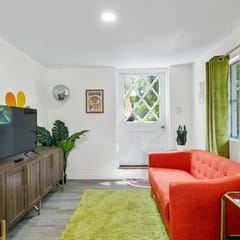 That 70s Themed Apt Close to Coffee, Food and Shops