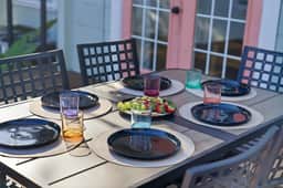Firepit, Outdoor Dining, BBQ + Fully Fenced Yard! - Image 2