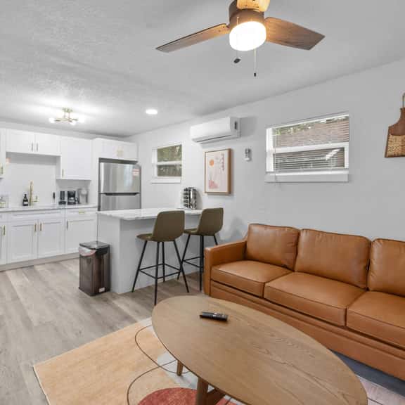 Modern Retro Themed Home Close to Coffee and Food! - Image 1