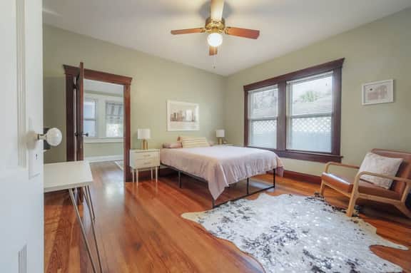 Historic Bungalow w/Game Room by Downtown Tampa! - Image 2