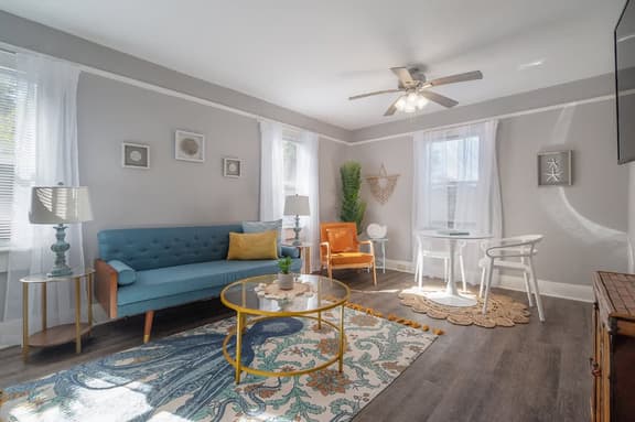 Serene Beachy Bungalow with Large Screened Porch! - Image 1