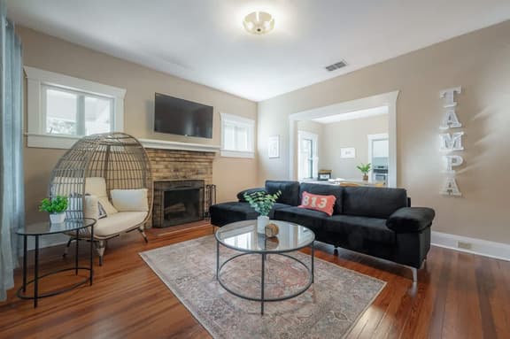 Historic Bungalow w/Game Room by Downtown Tampa! - Image 1