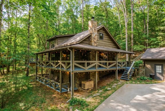 Gym, Sauna, Spa, Firepit, Game Room + Playground! - Image 1