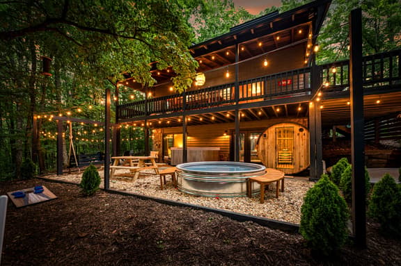 Pool, Spa, Sauna, Playground, Firepit + Game Room! - Image 1